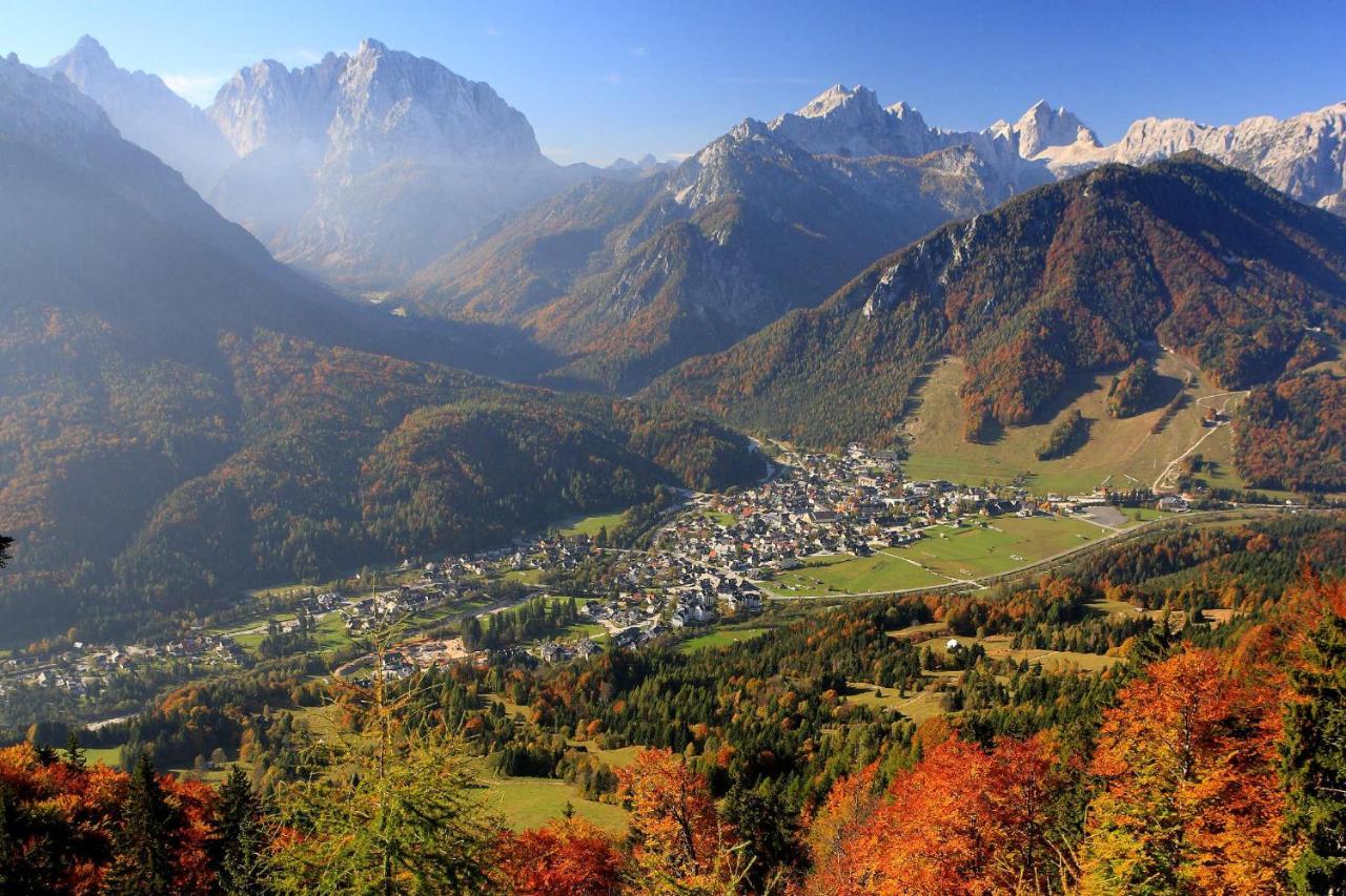 Kronau Chalet Resort Kranjska Gora Esterno foto